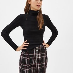 Berksha ribbed turtle neck 🌈